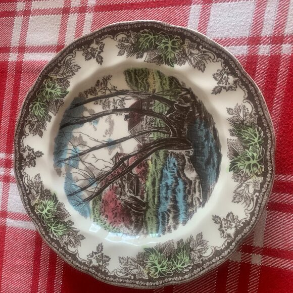 The dessert plate scene from The Friendly Village by Johnson Brothers - Picture 1 of 2